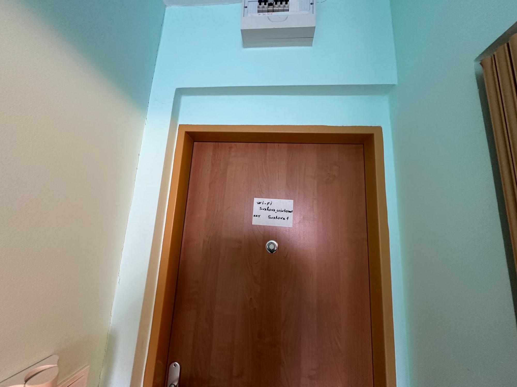 Loft Apartment Svahova 6 Karlovy Vary Luaran gambar